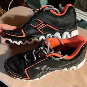 Reebok Black and Orange Zig Men’s Shoes Sz 8